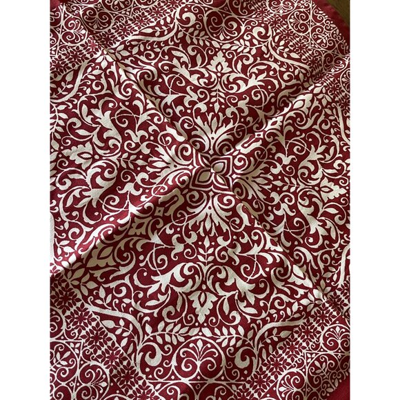 Set Of 12 Red & White Max Studio Home Cloth Napkins With Ornate Design - Picture 10 of 10